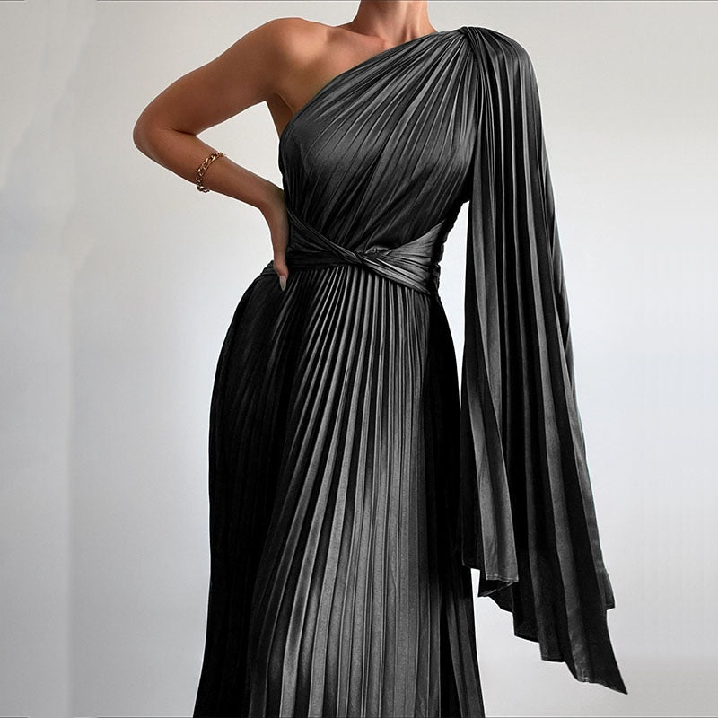 Off Shoulder Banquet Oblique Collar Pleated Maxi Dress