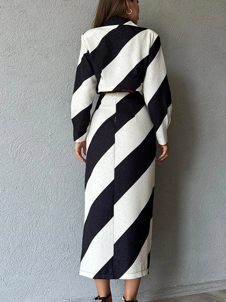 Vintage Lapel Striped Short Blazer Top And High Waist Skirt Two Piece Set