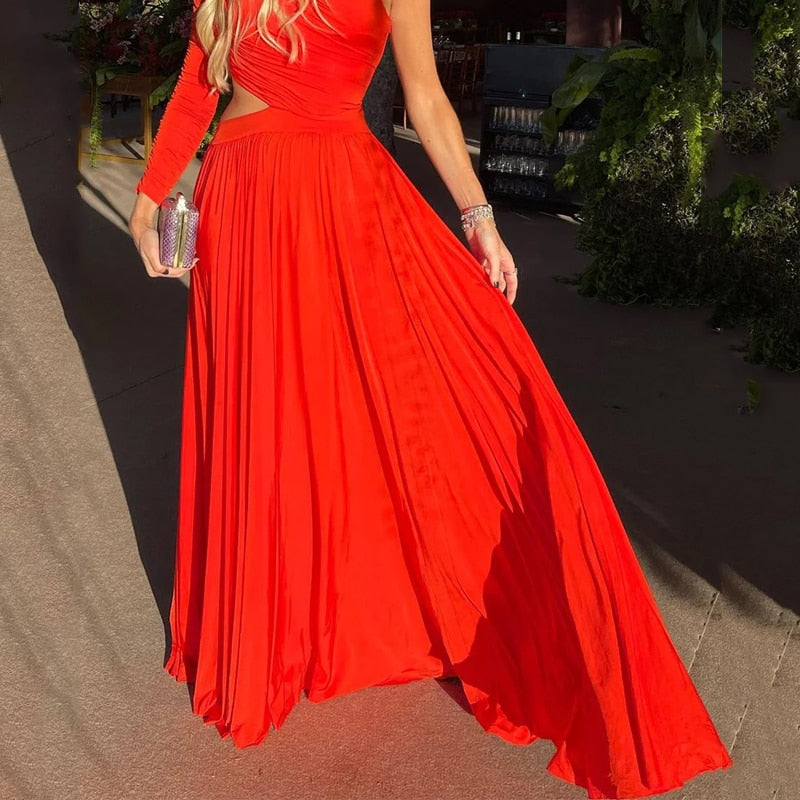 Single Shoulder Long Sleeve Hollow Out Pleated Maxi
